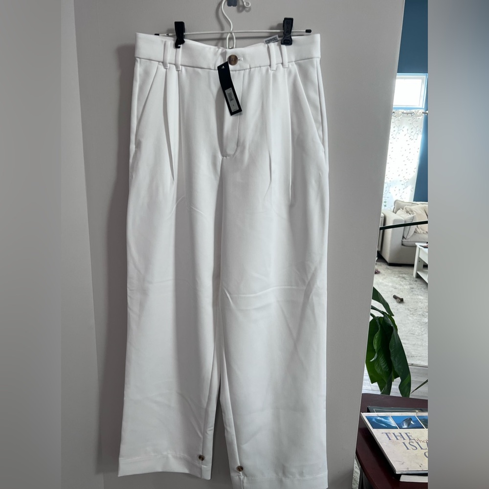 NWT | Banana Republic White Dress Pants with Relaxed Fit, Size 8